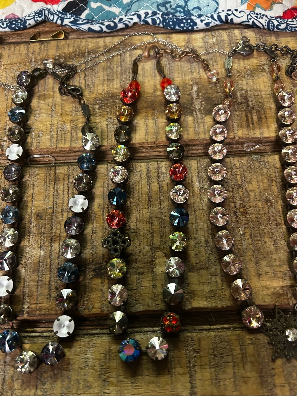 Sabika chokers - Picture 2 of 4